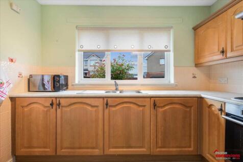 Breakfasting Kitchen