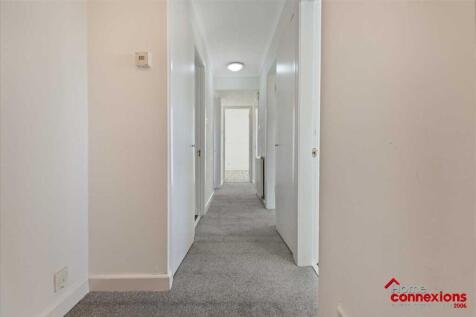 Entrance Hallway (2)