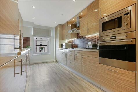 Breakfasting Kitchen