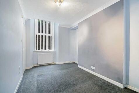 Bedroom (1)