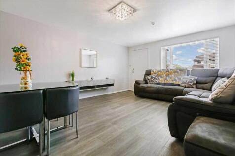 Lounge Dining (3)