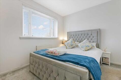 Bedroom Two (1)
