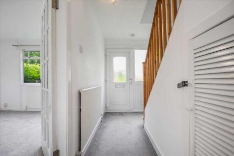 Entrance Hallway (1)