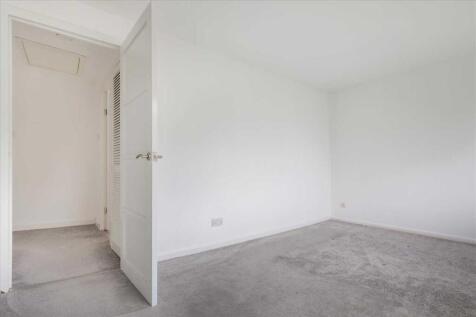 Bedroom One (3)