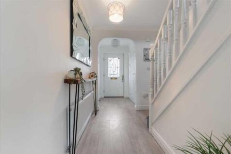 Entrance Hallway (1)