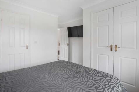 Bedroom One (3)