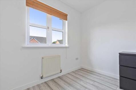 Bedroom Three (1)