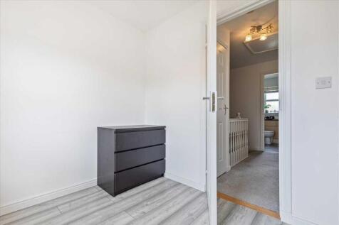 Bedroom Three (2)