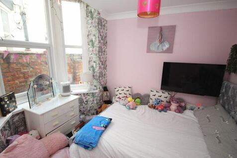 Ground floor bedroom