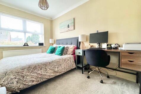 Bedroom 4 (ground floor)