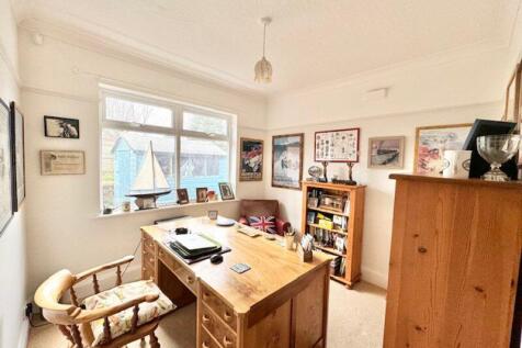 Bedroom 3 / Office