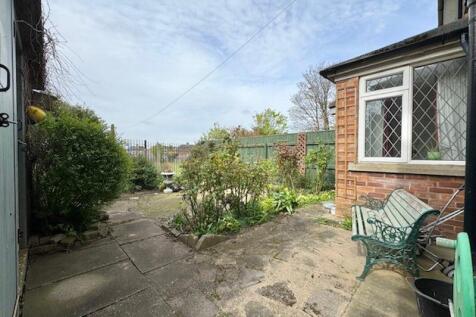 Patio to rear garden