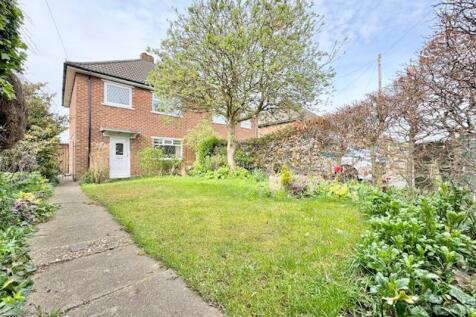 Front garden view 2