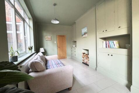 Kitchen/ diner photo 3