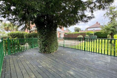 Raised decking area