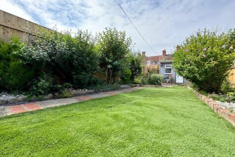 Rear garden view 2