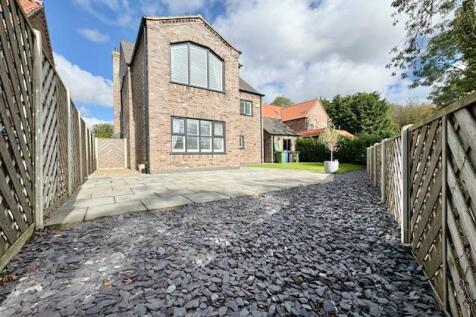 Rear garden view 4