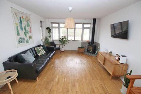 Lounge photo 2