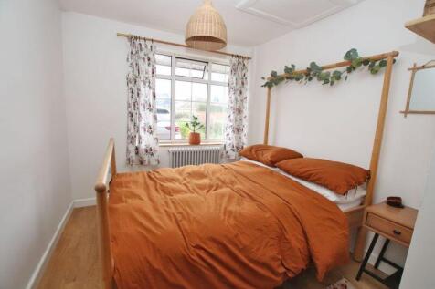 Bed 1