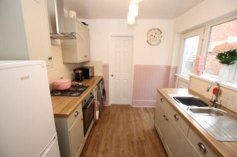 Kitchen photo 1