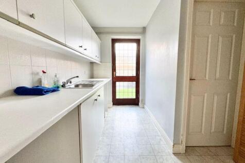 utility room view 2