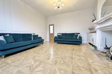 Flat 1 Lounge