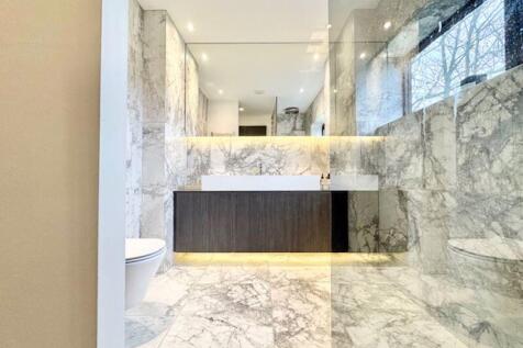 En suite view 2