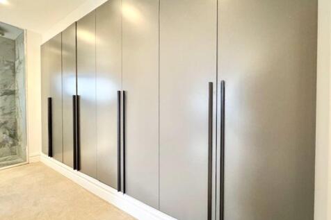 Dressing area