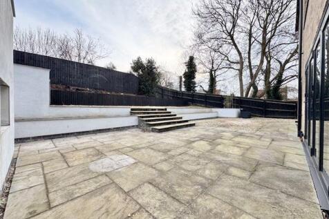 Rear garden view 2
