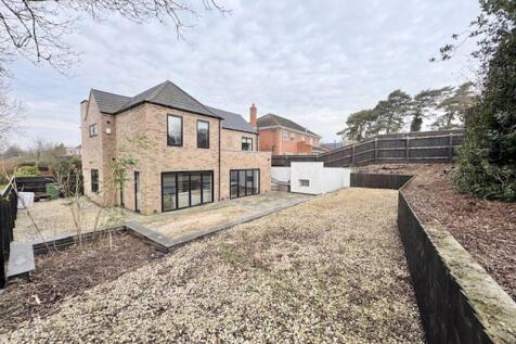 Rear garden view 3