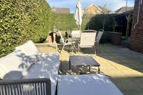 Rear garden view 3