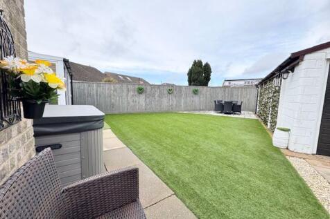 Rear garden view 2