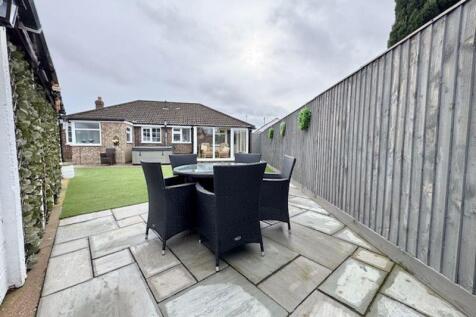 Patio to rear garden
