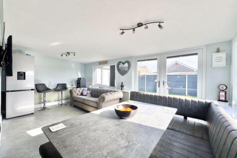 Living dining room