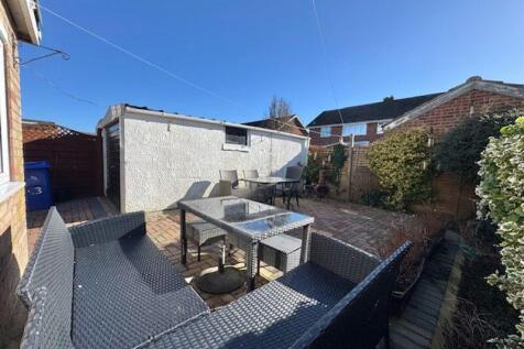 Rear garden view 2