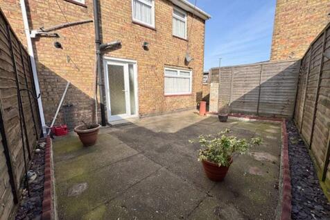 Rear courtyard garden view 2