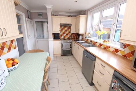 Breakfast kitchen photo 2