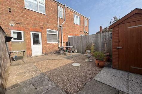 Rear garden view 2