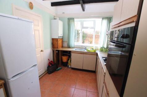 Kitchen photo 1