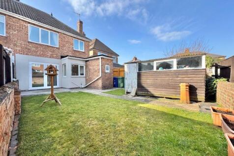 Rear garden view 2