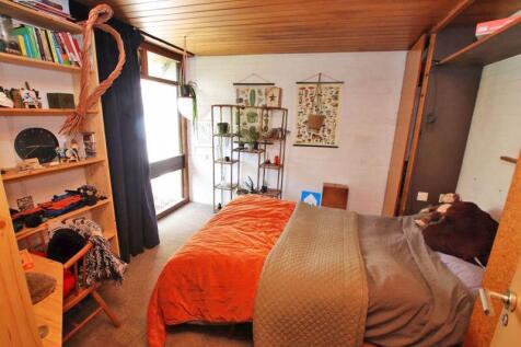 Bed 2