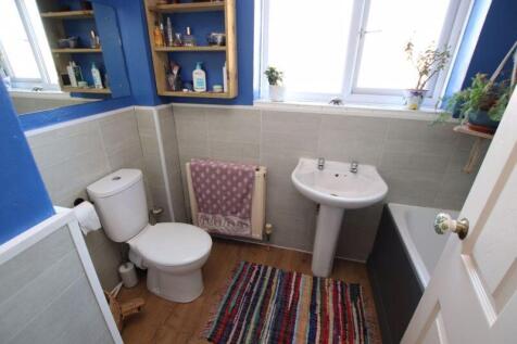Bathroom photo 1