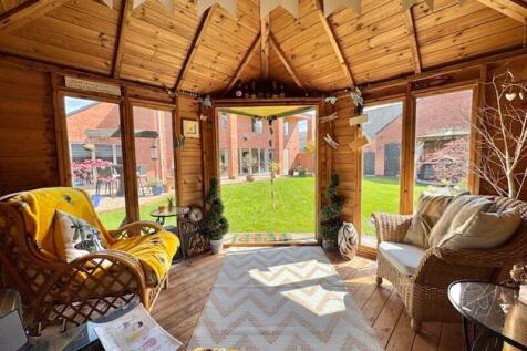 Summer house internal view 2