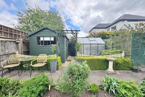 Greenhouse and potting shed
