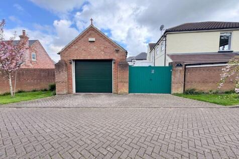 Garage and p[arking