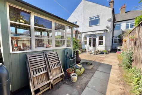 Rear garden view 3