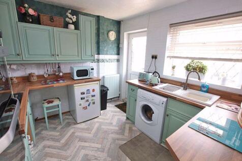 Kitchen photo 1