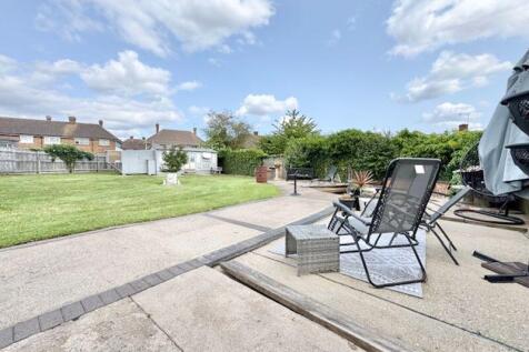 Rear garden view 3