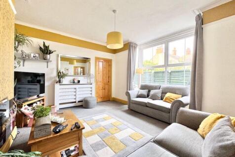 Sitting room view 2