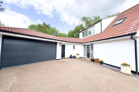 Double garage 
